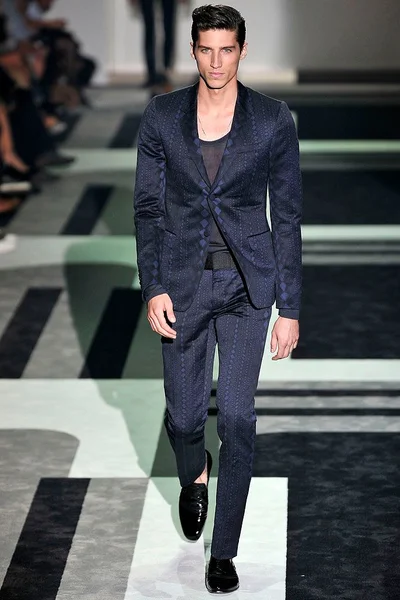 Look 38